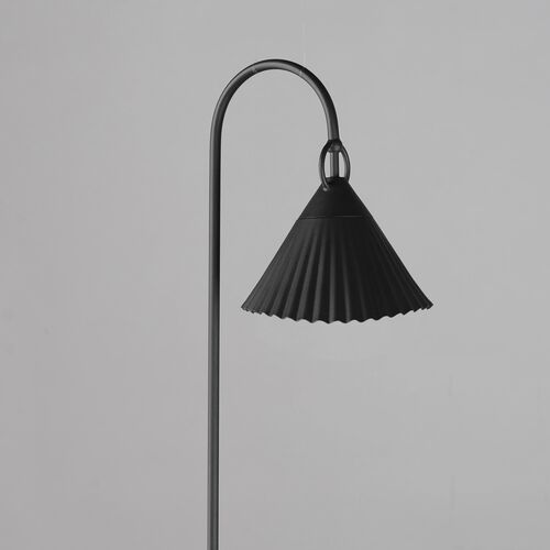 Odette LED Garden Light – Maxim