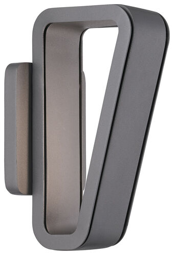 Belmont Wall Lantern – Designers Fountain