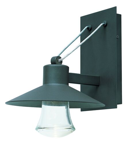 Carriage House VX Outdoor Wall Lantern – Maxim