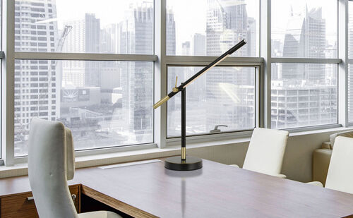 Virton LED Desk Lamp – Cal Lighting