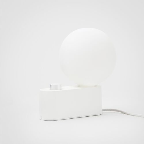 Alumina_Chalk_Pair_On_Grey_Background_2048x2048_6e3db2e5-c5f7-4045-8996-6e9372372675