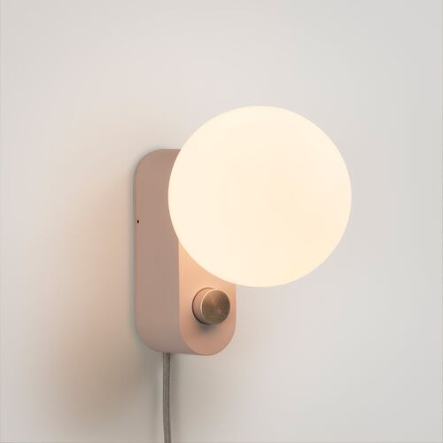 Alumina_Blossom_Pair_On_Grey_Background_2048x2048_d2ecaaa8-28b0-4969-8a3c-8f6aff38d575