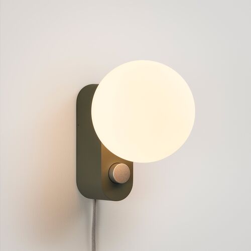 Alumina_Sage_Pair_On_Grey_Background_2048x2048_f04cbca5-b09d-43f6-b499-bb30df491a3a