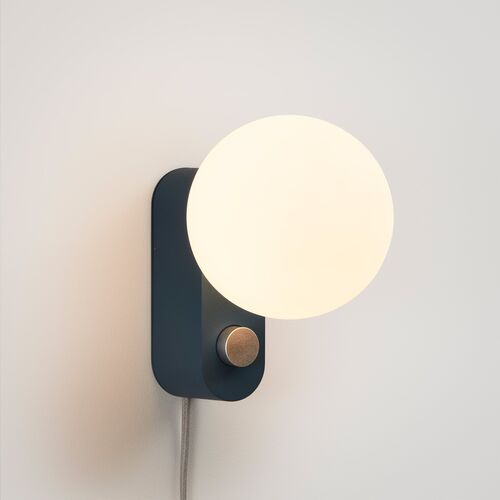 Alumina_Sapphire_Pair_On_Grey_Background_2048x2048_850426ac-3237-438f-ae0d-fd21a0a29751