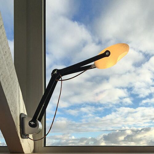 PILAF BRACKET WALL LAMP, black wood – Tsé & Tsé