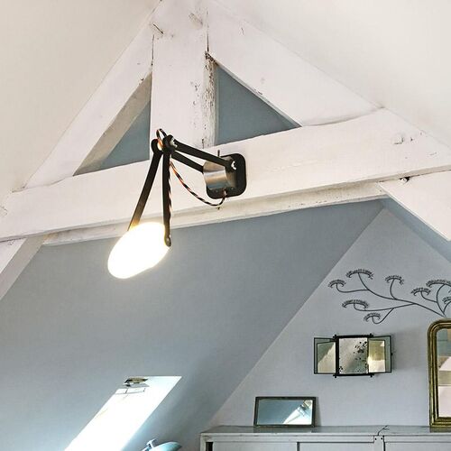 PILAF BRACKET WALL LAMP, black wood – Tsé & Tsé